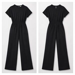 Chic Black Wide-Leg Jumpsuit